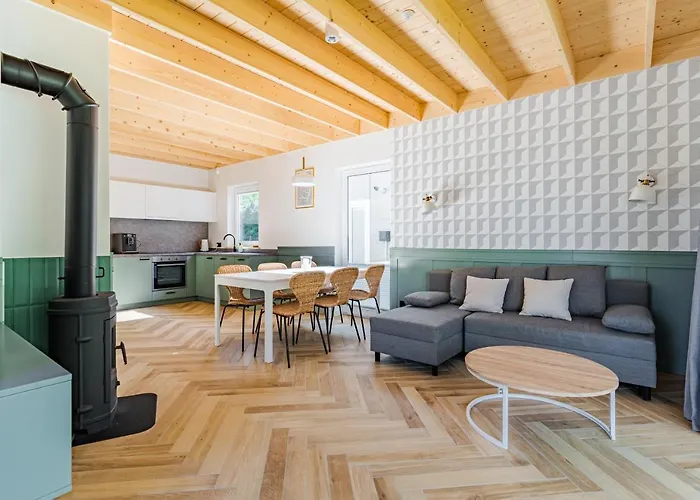 Zachodni Wiatr - Dom Pinus Prázdninový dům *