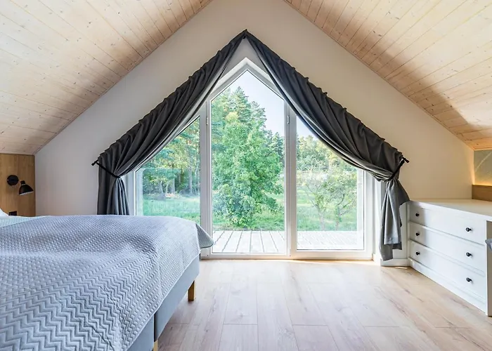 Zachodni Wiatr - Dom Pinus * Białogóra