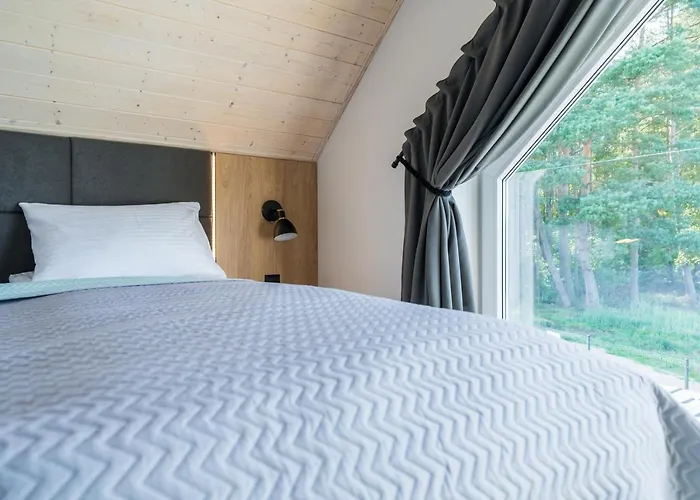 Zachodni Wiatr - Dom Pinus * Białogóra